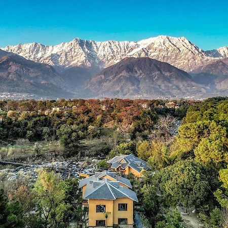 Prakriti Aalay - Riverside Mountain View Boutique Eco Resort 다람샬라 외부 사진