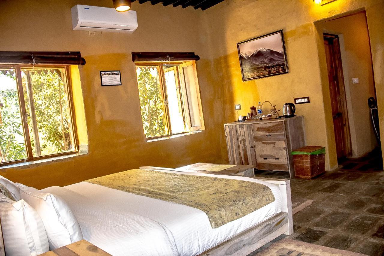 Prakriti Aalay - Riverside Mountain View Boutique Eco Resort 다람샬라 외부 사진