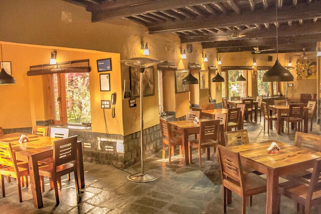 Prakriti Aalay - Riverside Mountain View Boutique Eco Resort 다람샬라 외부 사진